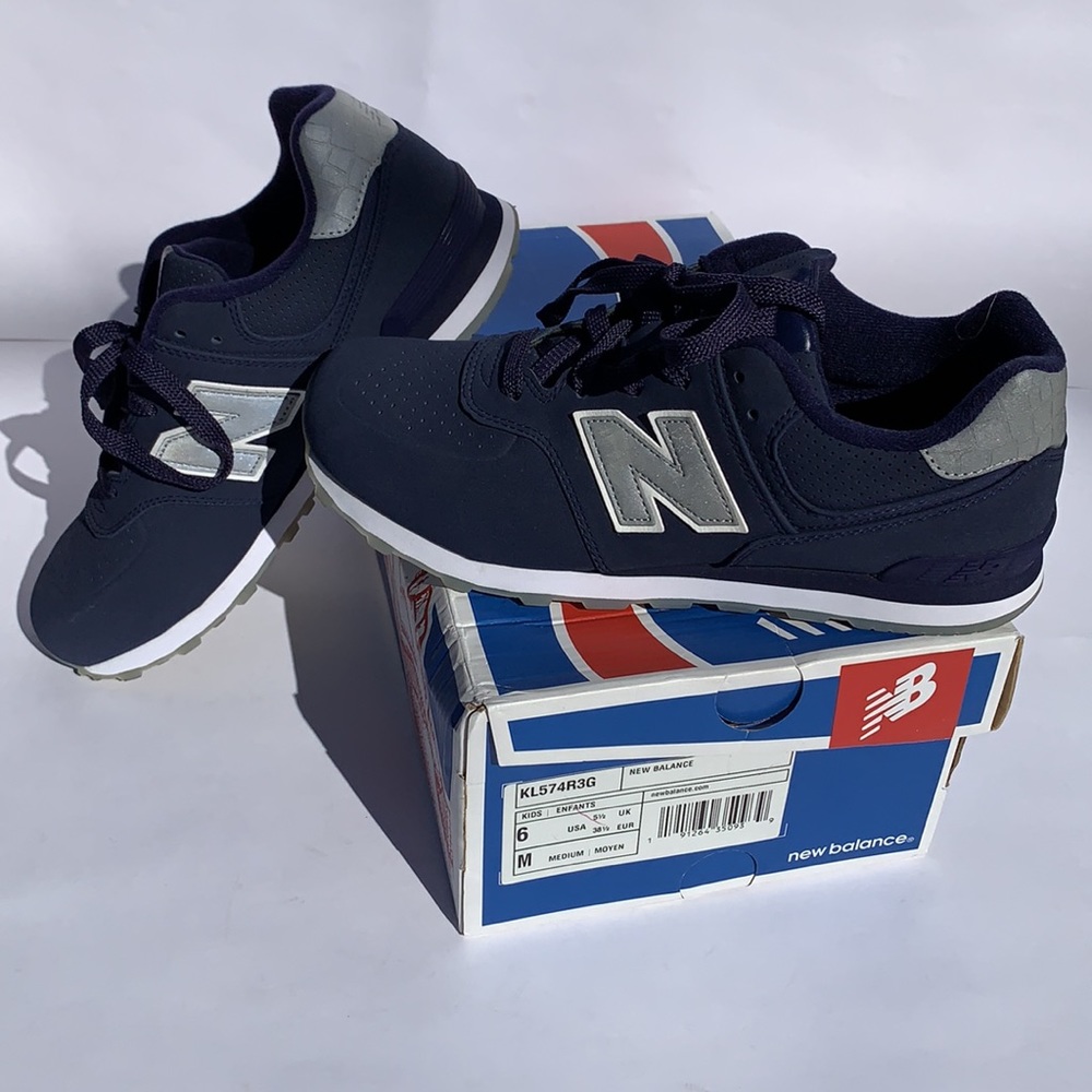 New balance 574 navy sneakers